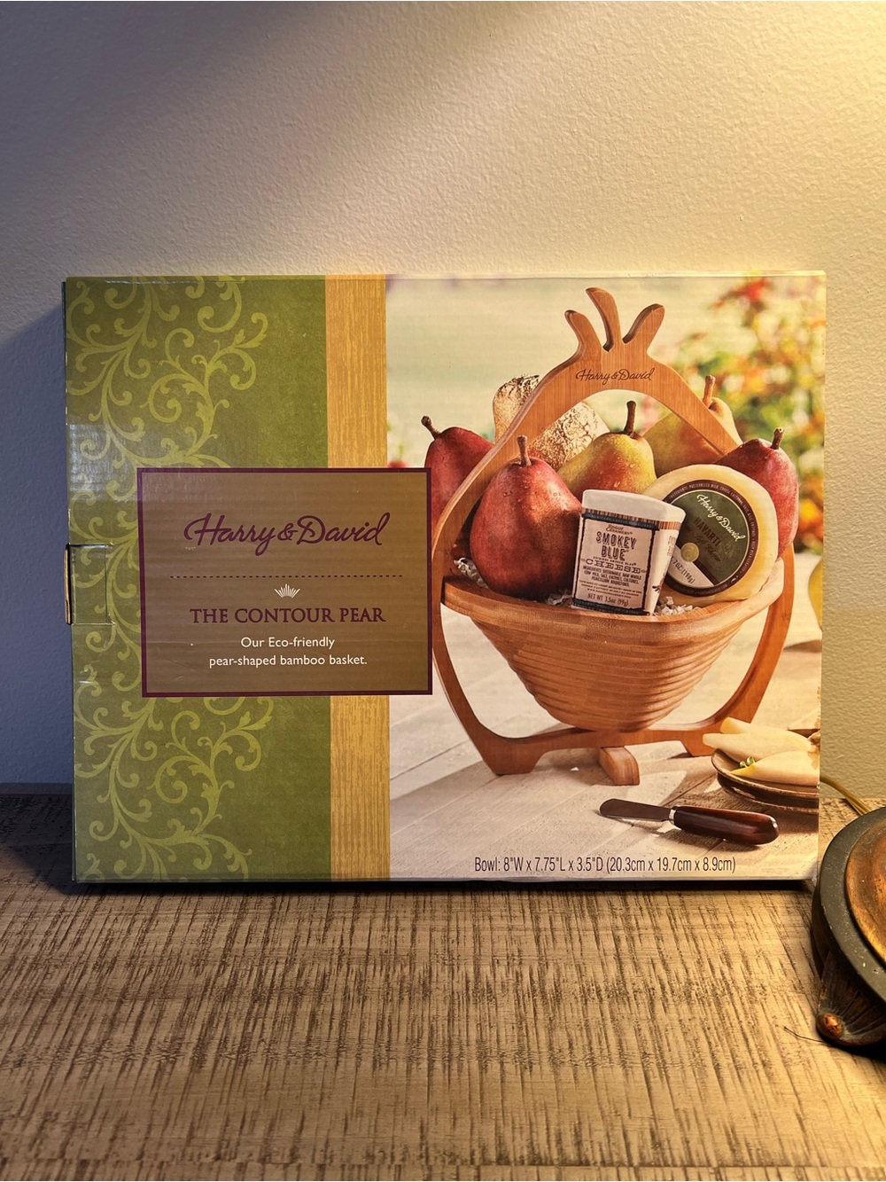 NIB- Harry & David The Contour Pear Bamboo Trivet and Basket